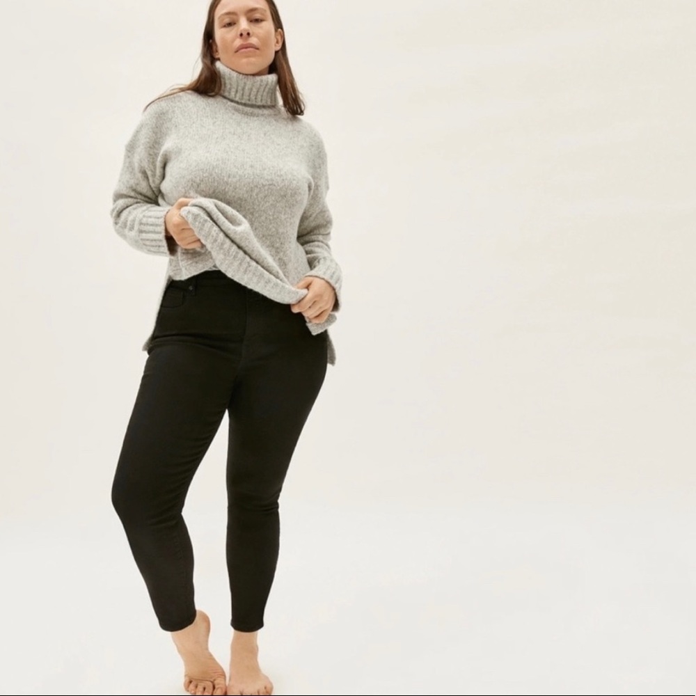 Everlane the curvy high rise skinny jeans- black